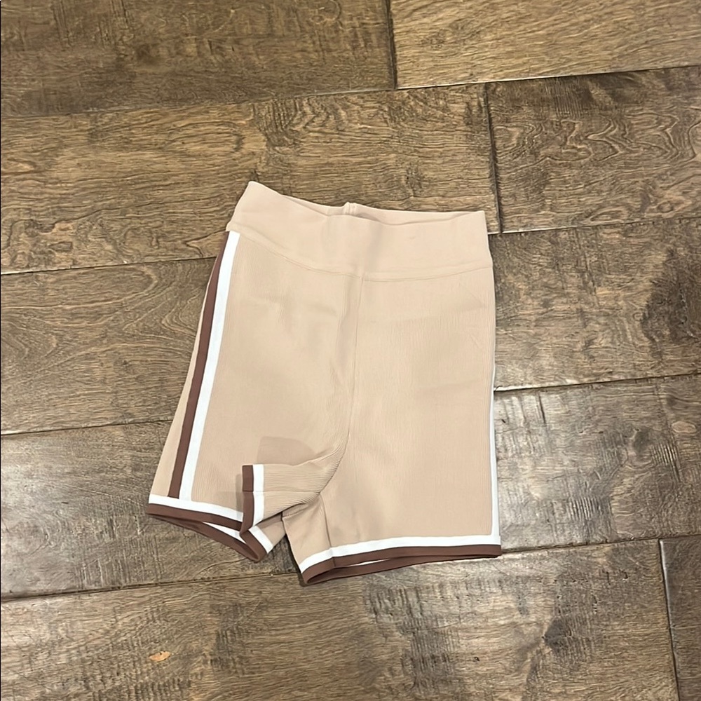 Cotton On Beige Women's Shorts